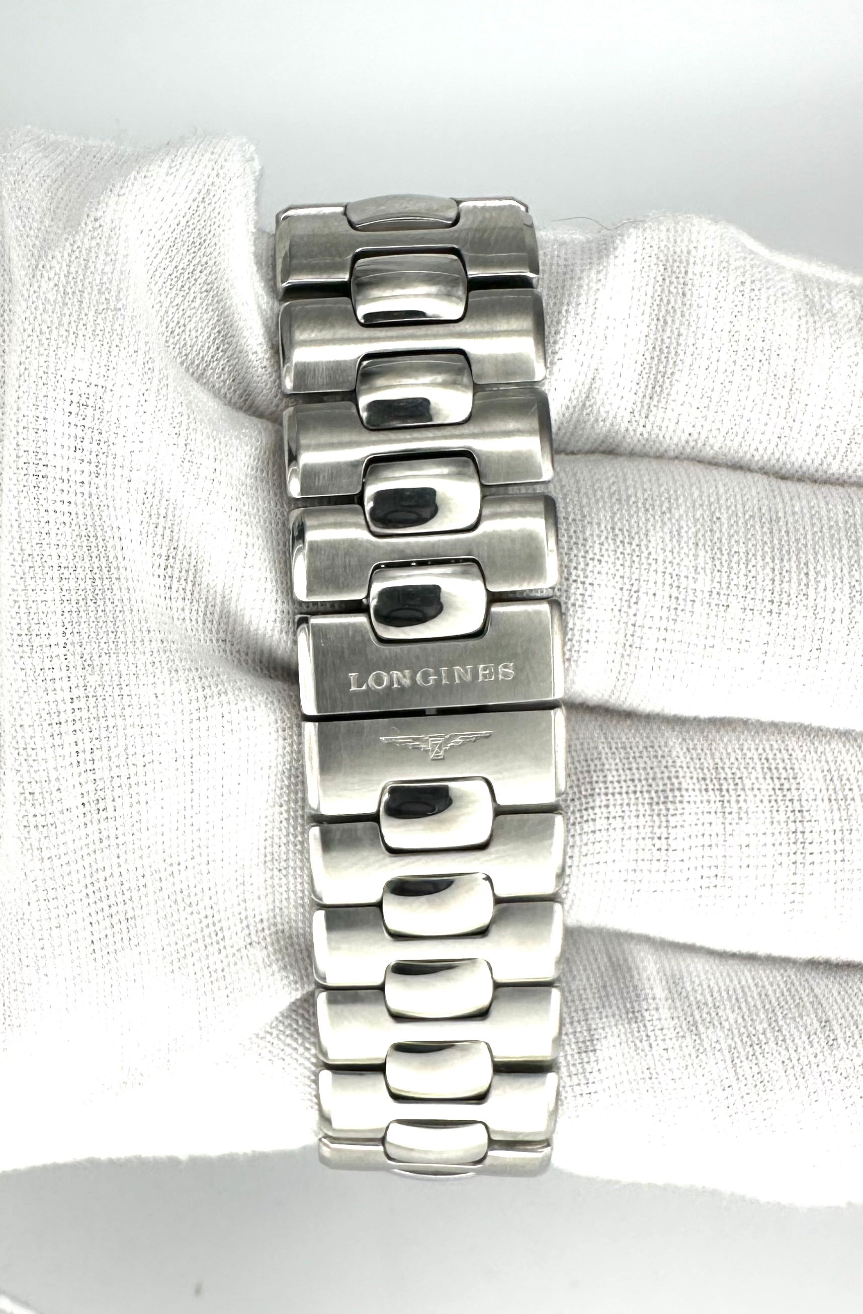 Longines L1.631.4 Men’s Quartz Watch – Swiss Made