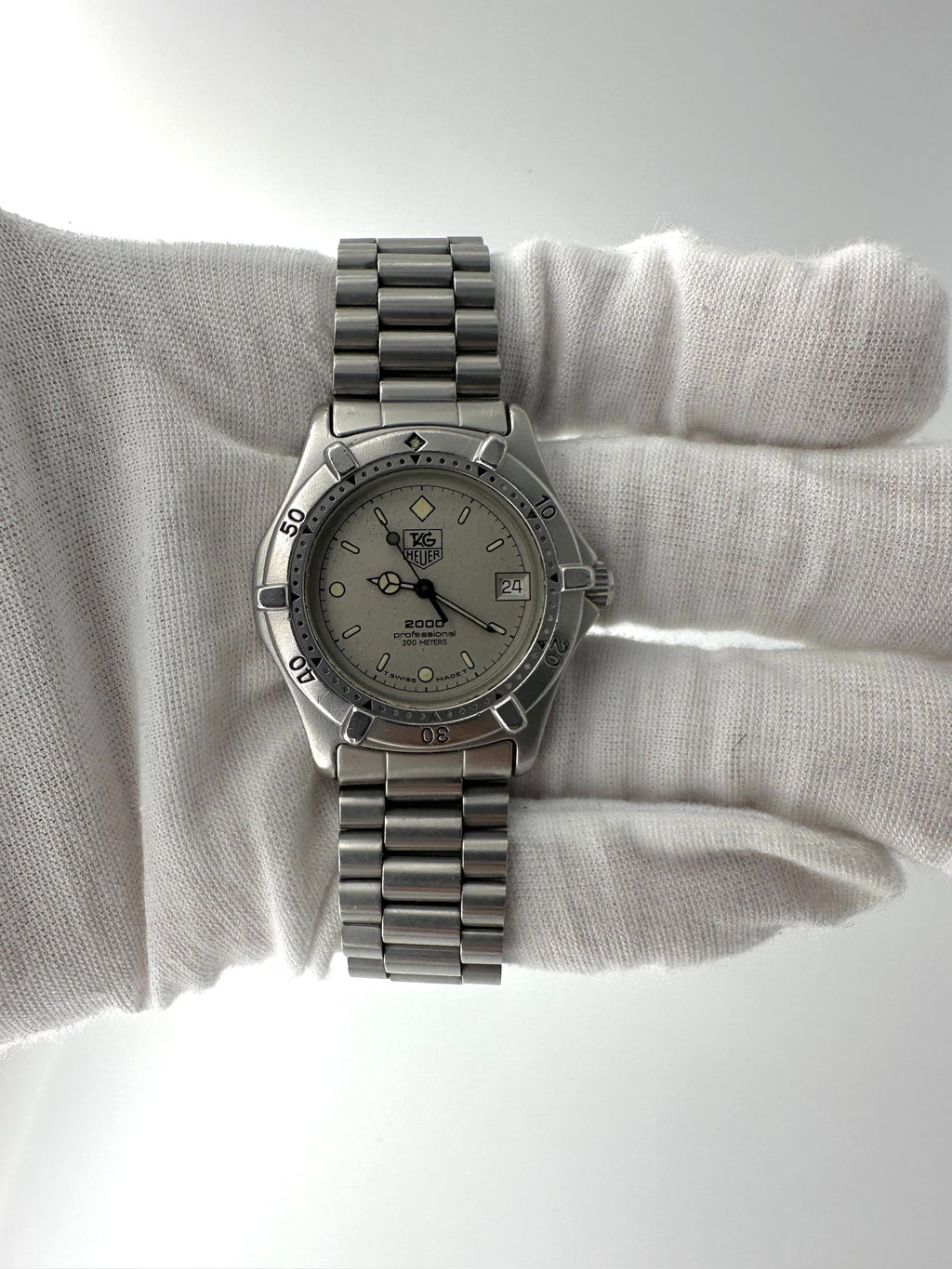 TAG Heuer 962.213 Professional Men’s Quartz Watch – Swiss Made