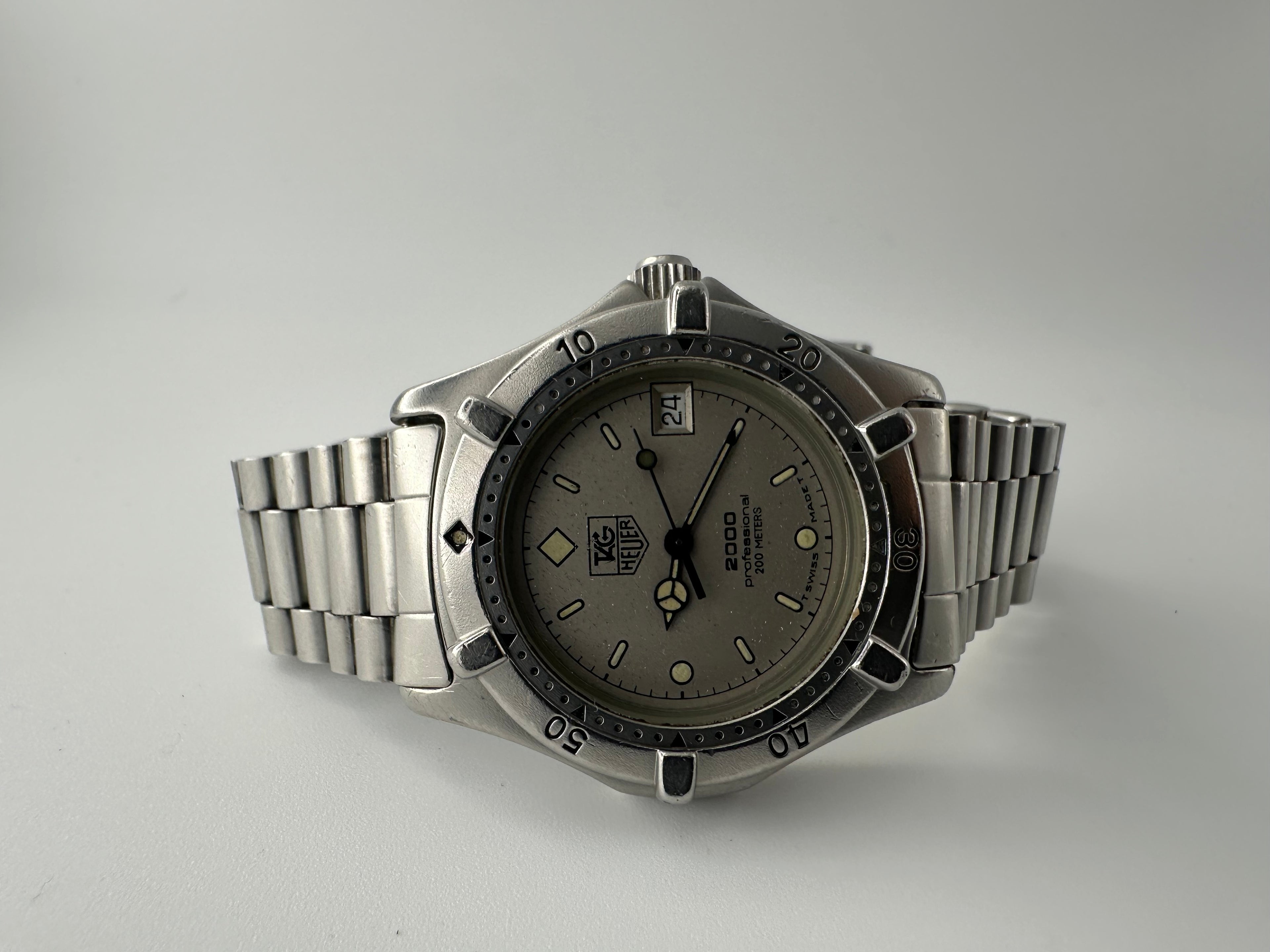 TAG Heuer 962.213 Professional Men’s Quartz Watch – Swiss Made